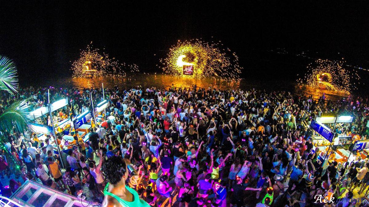 Zanzibar group beach celebration